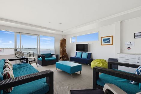Photo of property in Quayside Apartments, 212/11 George Street, Whakatane, 3120