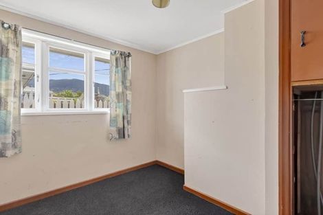 Photo of property in 1/3 Tainui Street, Stoke, Nelson, 7011