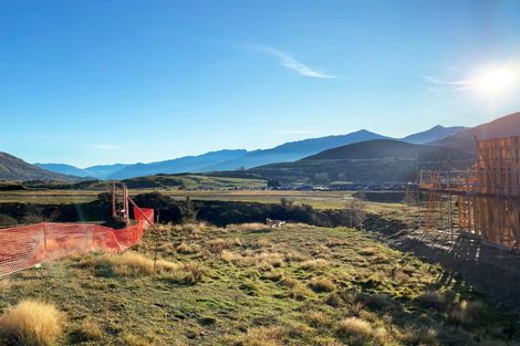 Photo of property in 11 Double Cone Road, Jacks Point, Queenstown, 9371