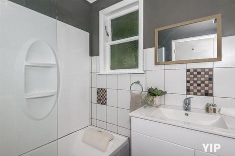 Photo of property in 41 Chesterton Street, Johnsonville, Wellington, 6037