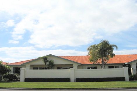 Photo of property in 10/21 Gravatt Road, Papamoa Beach, Papamoa, 3118