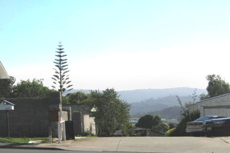 Photo of property in 4202a/1 Great North Road, Glendene, Auckland, 0602
