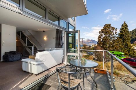 Photo of property in 97 Hallenstein Street, Queenstown, 9300