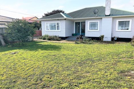 Photo of property in 595 Queen Street East, Levin, 5510