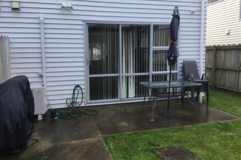 Photo of property in 75 Popokatea Drive, Takanini, 2112
