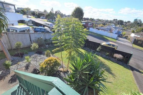 Photo of property in 23 Fitzwater Place, Henderson, Auckland, 0612