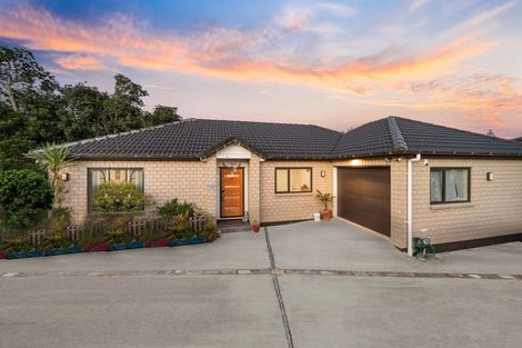 Photo of property in 116e Great South Road, Manurewa, Auckland, 2102