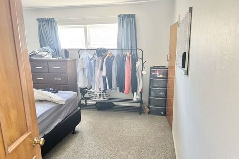 Photo of property in 33 Lingfield Street, Glenfield, Auckland, 0629