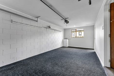 Photo of property in 17 Edgewater Parade, Waiuku, 2123