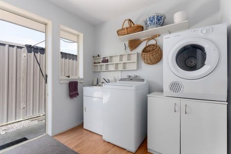 Photo of property in 15 Van Dieman Close, Templeton, Christchurch, 8042