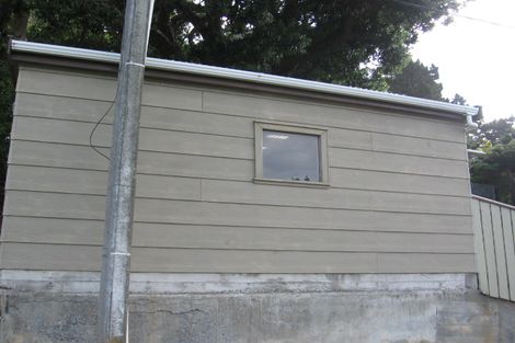 Photo of property in 106 Inglis Street, Seatoun, Wellington, 6022