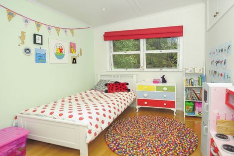 Photo of property in 232 Konini Road, Titirangi, Auckland, 0604