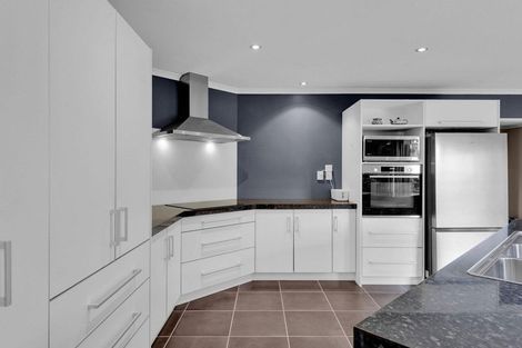 Photo of property in 48 Wiltshire Drive, Huntington, Hamilton, 3210