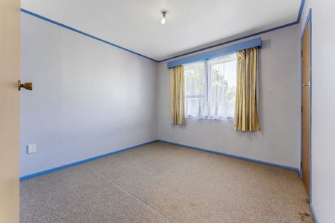 Photo of property in 15 Halswell Crescent, Westbrook, Palmerston North, 4412