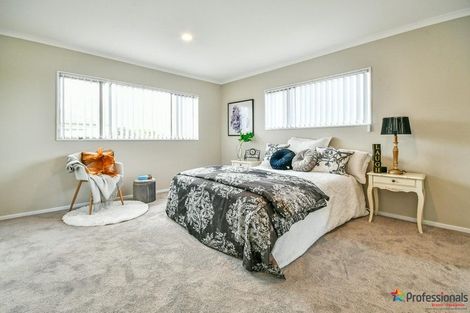 Photo of property in 18 Staten Place, Mangere, Auckland, 2022