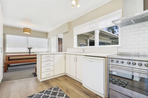 Photo of property in 18 Hooker Avenue, Chedworth, Hamilton, 3210