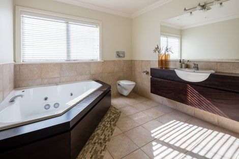 Photo of property in 26 Keswick Crescent, Huntington, Hamilton, 3210