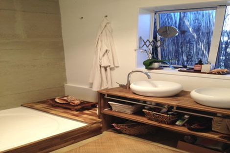 Photo of property in 35 Leinster Avenue, Raumati South, Paraparaumu, 5032