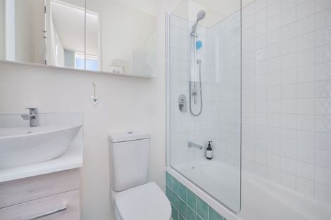 Photo of property in 33 Stoke Street, Sumner, Christchurch, 8081