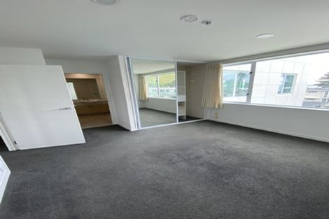 Photo of property in 12 Maunganui Road, Mount Maunganui, 3116