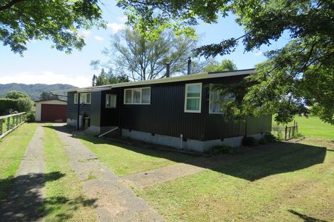 Photo of property in 14 Crampton Road, Reefton, 7830