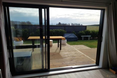 Photo of property in 3/24 Caesars Place, Churton Park, Wellington, 6037