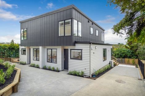 Photo of property in 5c Nea Place, Hillcrest, Auckland, 0627