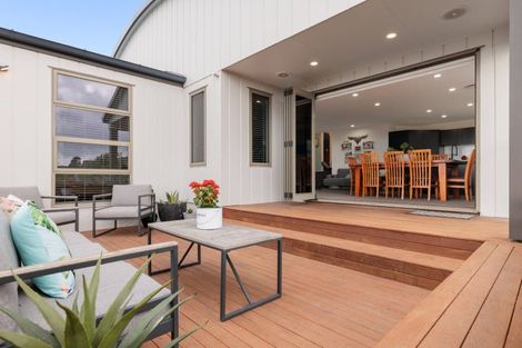 Photo of property in 7 Maddison Place, Welcome Bay, Tauranga, 3112