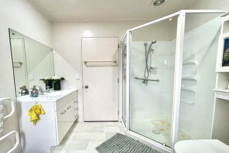 Photo of property in 1/358 Waiwhetu Road, Fairfield, Lower Hutt, 5011
