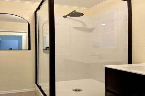 Photo of property in 48 Collier Avenue, Karori, Wellington, 6012