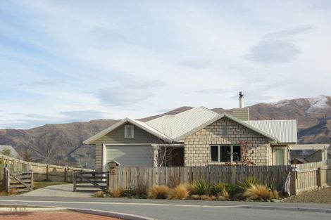 Photo of property in 12 Juno Place, Wanaka, 9305