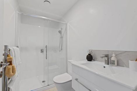 Photo of property in 24a Vagues Road, Northcote, Christchurch, 8052