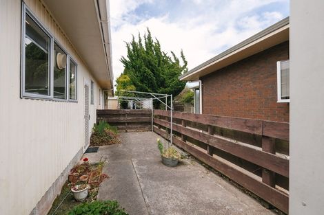 Photo of property in 57 Abraham Crescent, Milson, Palmerston North, 4414