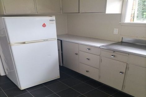 Photo of property in 2/84 Linton Street, West End, Palmerston North, 4410