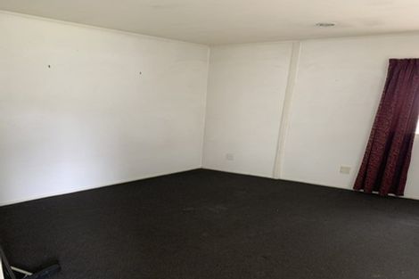 Photo of property in 27 Stephanie Close, Glenfield, Auckland, 0629