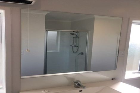 Photo of property in 4/10 Burrows Place, Frankton, Hamilton, 3204