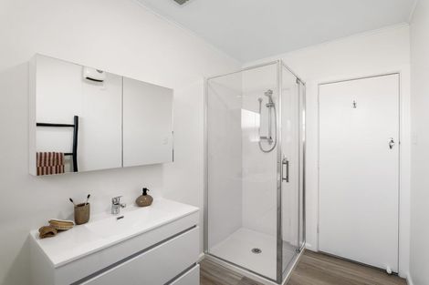 Photo of property in 2 Freebairn Street, Redwood, Christchurch, 8051