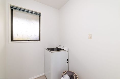 Photo of property in 2/10 Guise Lane, Hillmorton, Christchurch, 8025