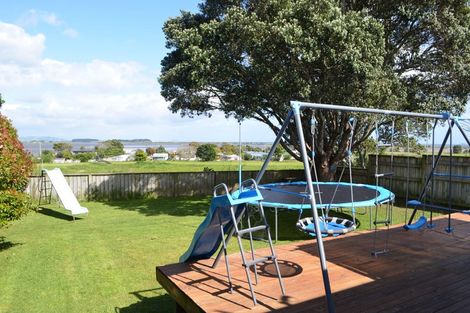 Photo of property in 38 Spencer Avenue, Maketu, 3189