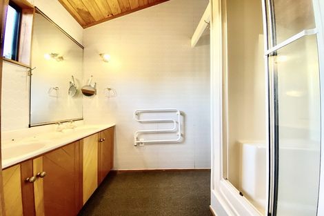 Photo of property in 71 Derbyshire Lane, Karaka, Papakura, 2580