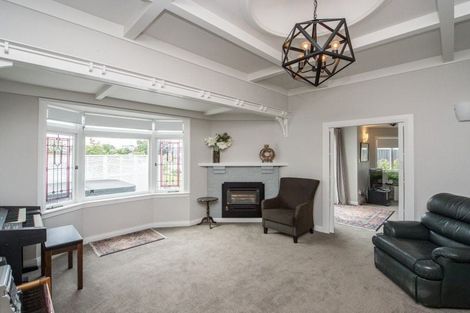 Photo of property in 55 Lake Crescent, Hamilton Lake, Hamilton, 3204