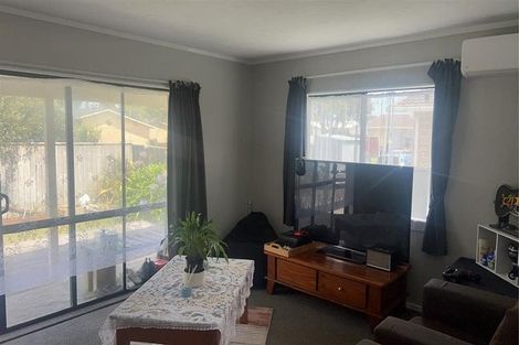 Photo of property in 36 Kirk Street, Otaki, 5512