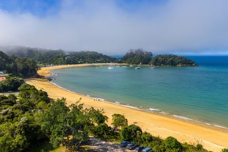 Photo of property in 38 Rowling Road, Kaiteriteri, Motueka, 7197