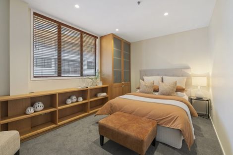 Photo of property in 4/5d The Promenade, Takapuna, Auckland, 0622