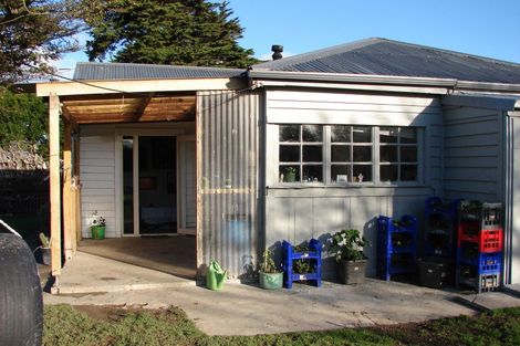Photo of property in 16 Derby Street, Woodend, Invercargill, 9877