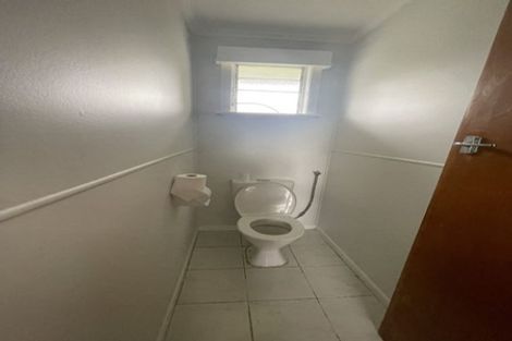Photo of property in 12 Mawney Road, Henderson, Auckland, 0610