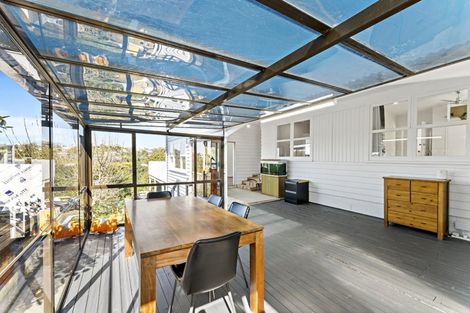 Photo of property in 29 Glamorgan Drive, Torbay, Auckland, 0630