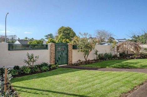 Photo of property in 21 Fairway Drive, Kerikeri, 0230