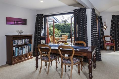 Photo of property in 17 Mcdougall Avenue, St Albans, Christchurch, 8014