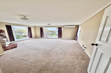 Photo of property in 2/51 Rajkot Terrace, Broadmeadows, Wellington, 6035